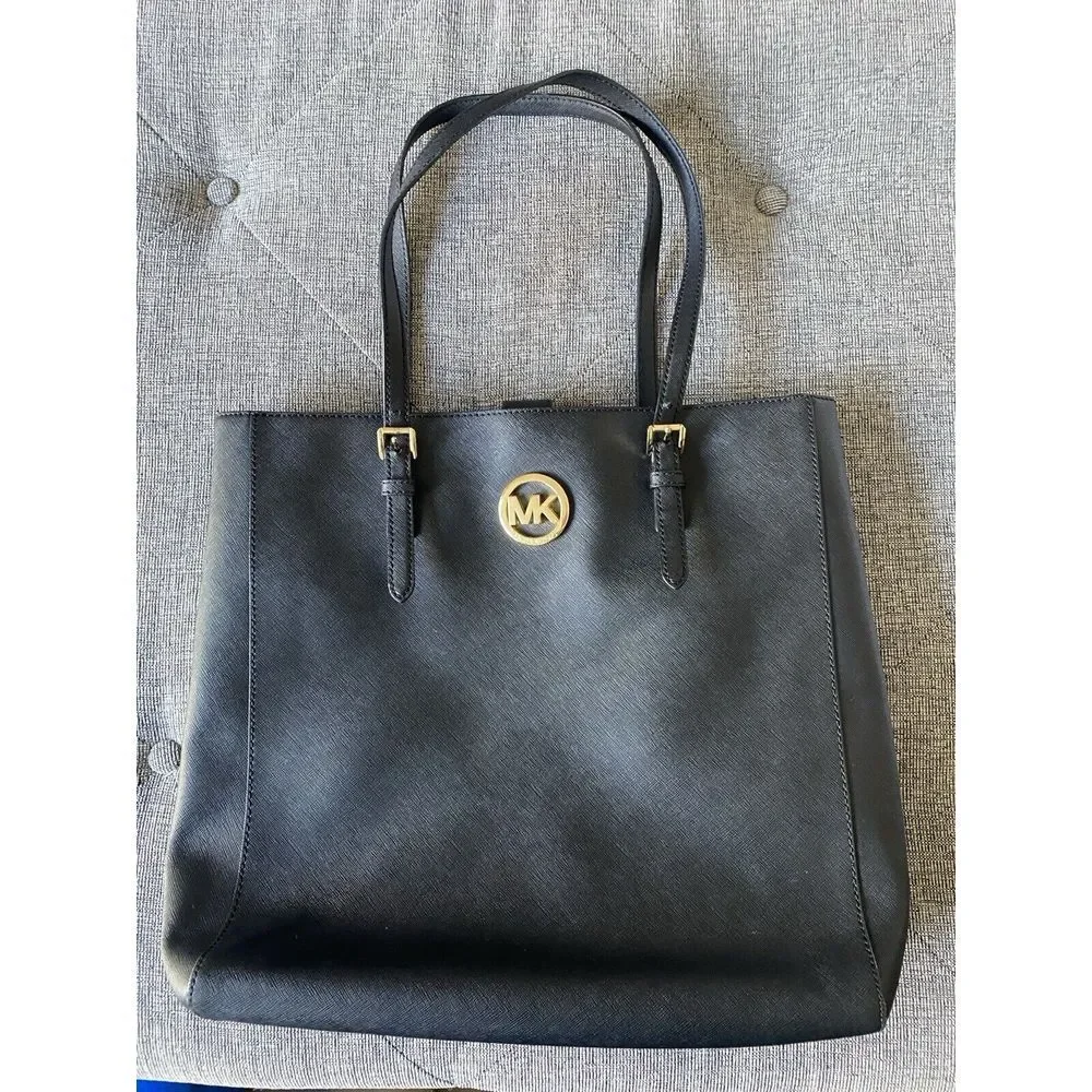 MICHAEL KORS Travel Black Saffiano Leather Tote Handbag
